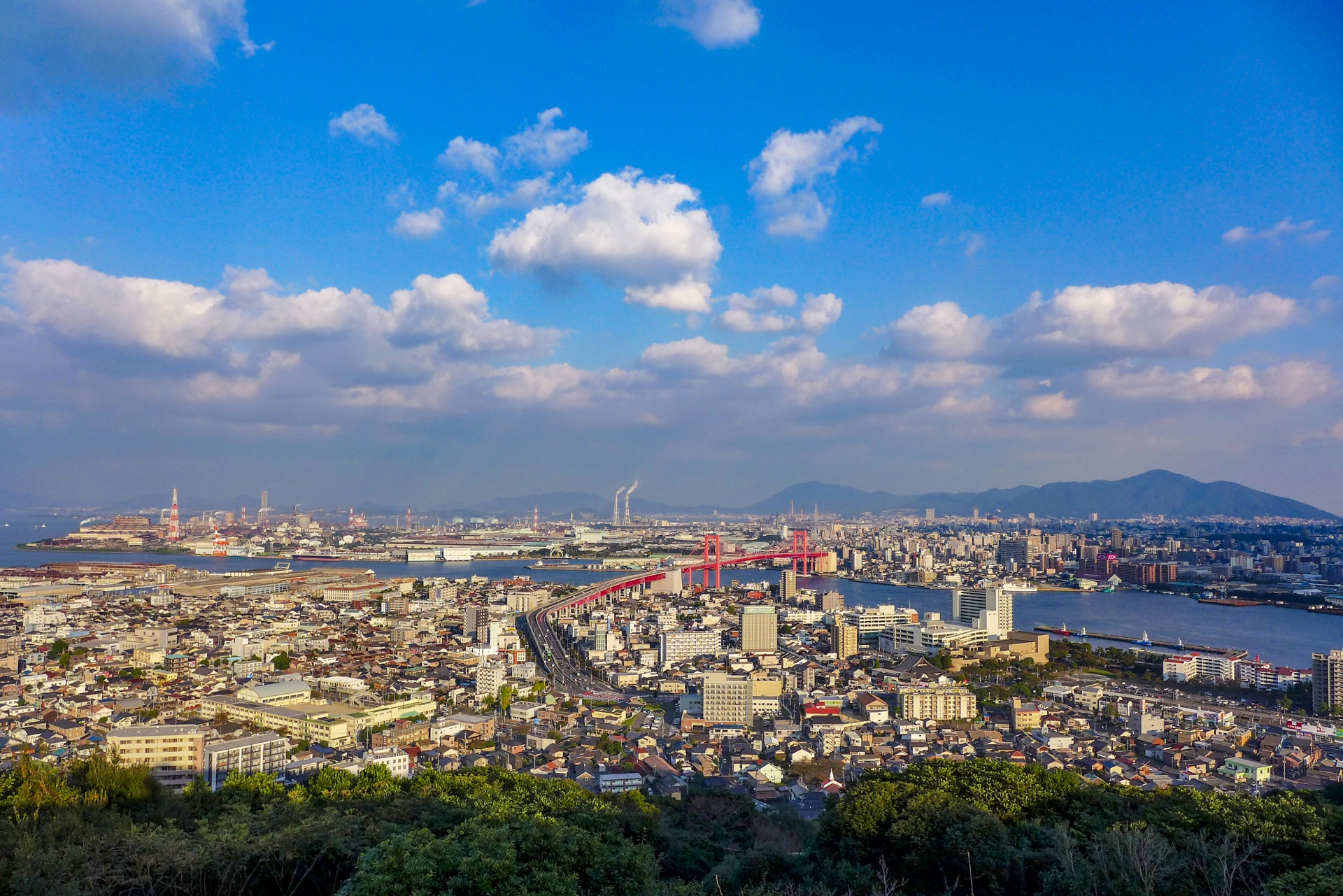 製缶工事・溶接工事・鍛冶工事なら株式会社 龍成へお任せください。